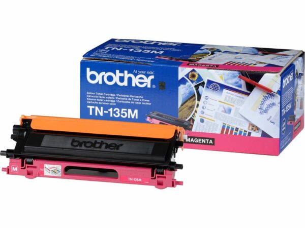 Mit der originalen Jumbo-Tonerkassette TN-135M drucken Sie noch mehr Seiten aus. Der hochwertige Toner in der Farbe magenta in Brother Markenqualität liefert dabei beste Druckergebnisse auf Ihren Farblaserdruckern und Multifunktionscentern. Ausreichend für bis zu 4.000 Seiten bei 5 % Deckung.