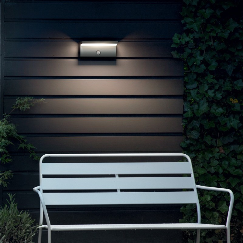 PHILIPS myGarden Bustan LED Wandleuchte mit Bewegungsmelder, 1648493P3,