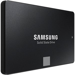 Schneller Datentransfer leicht gemacht – mit der SAMSUNG 870 EVO 2 TB internen SSD-FestplatteDie SAMSUNG 870 EVO 2 TB interne SSD-Festplatte ist primär für den Einsatz als Laufwerk in einem Notebook geeignet. Die Organisation von und der Zugriff auf große Datenmengen gestaltet sich dabei durchaus komfortabel. Weiterlesen und noch mehr eindrucksvolle Funktionen dieses Artikels kennenlernen!Mit speziellen SicherheitsvorkehrungenDer gesamte Inhalt des Datenträgers ist mit 256 Bit AES verschlüsselt und passwortgeschützt. So bleiben Ihre gesicherten Daten und Unterlagen auch nur Ihnen vorbehalten. Das robuste Metall-Gehäuse schützt die SAMSUNG 870 EVO 2 TB interne SSD-Festplatte optimal. Dabei ist sie für den Einsatz in einem 6