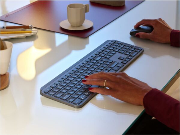 Kurzinfo: Logitech MX Keys for Business - Tastatur - hinterleuchtet - Bluetooth