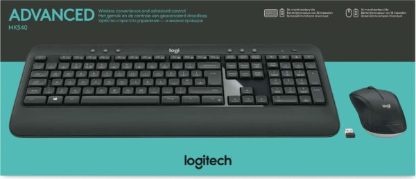 Kurzinfo: Logitech MK540 Advanced - Tastatur-und-Maus-Set - kabellos - 2.4 GHz - Belgien Gruppe Tastaturen Hersteller Logitech Hersteller Art. Nr. 920-008678 Modell MK540 Advanced EAN/UPC 5099206077409 Produktbeschreibung: Logitech MK540 Advanced - Tastatur-und-Maus-Set - Belgien Gerätetyp Tastatur-und-Maus-Set - kabellos Schnittstelle 2.4 GHz Kabelloser Empfänger Logitech Unifying-Empfänger Eingabegerät Tastatur Layout Belgien Numerische Tastatur Ja Zeigegerät Maus - kabellos - optisch - rechts- und linkshändig Anzahl Tasten 3 Ausführliche Details Allgemein Gerätetyp Tastatur-und-Maus-Set - kabellos Schnittstelle 2.4 GHz Max. Betriebsabstand Bis zu 10 m Kabelloser Empfänger Logitech Unifying-Empfänger Abmessungen (B x T x H)/Gewicht Tastatur: 45.73 cm x 19.35 cm x 2.4 cm / 805 g Maus: 6.18 cm x 11.15 cm x 3.92 cm / 73.5 g Eingabegerät Typ Tastatur Layout Belgien Einstellbare Höhe Ja Handauflage Ja Besonderheiten Nummernblock Zeigegerät Typ Maus Zeigegerätname Kabellos Anzahl Tasten 3 Movement