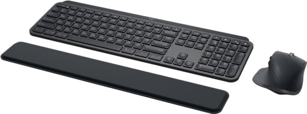 Kurzinfo: Logitech MX Keys Combo for Business - Tastatur-und-Maus-Set - hinterleuchtet - kabellos - Bluetooth LE - QWERTZ - Deutsch - Graphite Gruppe Tastaturen Hersteller Logitech Hersteller Art. Nr. 920-010926 EAN/UPC 5099206104419 Produktbeschreibung: Logitech MX Keys Combo for Business - Tastatur-und-Maus-Set - QWERTZ - Deutsch - Graphite Gerätetyp Tastatur-und-Maus-Set Hintergrundbeleuchtet Ja Schnittstelle Bluetooth LE Kabelloser Empfänger Logitech Logi Bolt USB-Receiver Eingabegerät Tastatur Anschlusstechnik Kabellos Lokalisierung und Layout QWERTZ Deutsch Tastenanzahl 108 Tastaturkurzbefehl-Funktion Multimedia