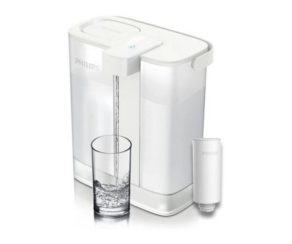 Der Philips Micro X-Clean Sofortfilter mit hochporösen Aktivkohlefasern verwandelt Leitungswasser in kristallklares und reines Wasser. Chlor