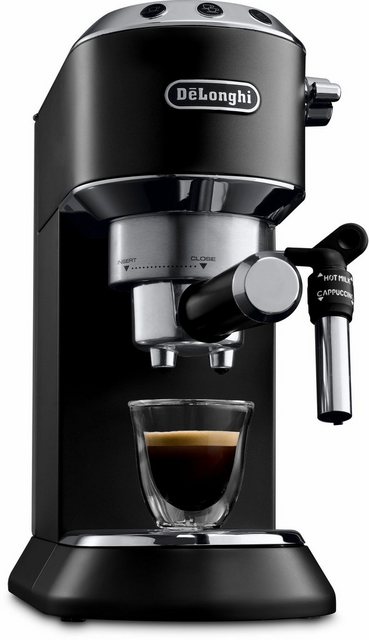 Die Dedica Style EC685.BK Espressomaschine bietet dem anspruchvollen Espressotrinker in kompaktem Design alles