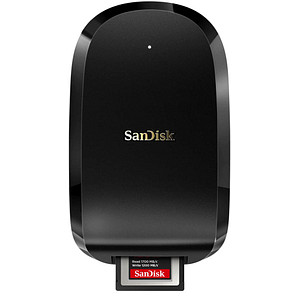 Ihre Daten unkompliziert auslesen – mit dem SanDisk Extreme Pro® CFexpress® Compact Flash-Kartenleser schwarzErweitern Sie Ihre Möglichkeiten beim Datentransfer: Der SanDisk Extreme Pro® CFexpress® Compact Flash-Kartenleser schwarz stellt Ihnen eine zusätzliche Schnittstelle bereit. Damit übertragen Sie kinderleicht Daten von einer Speicherkarte auf einen Rechner oder umgekehrt. Hört sich gut an